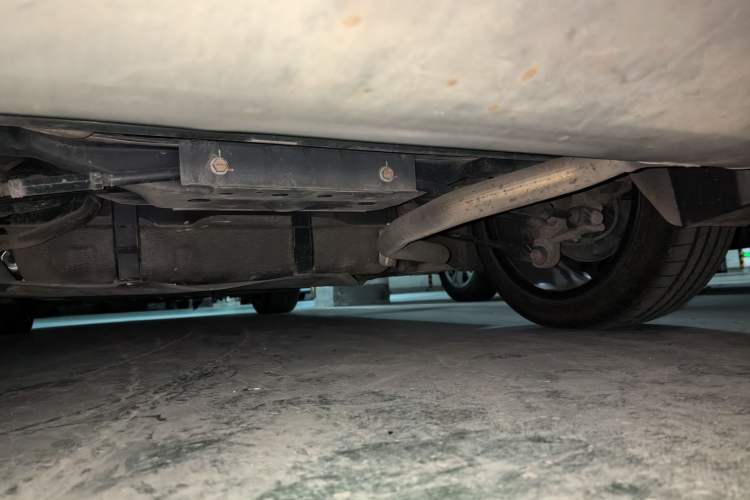 Used BYD Han 2022 DM-i 121KM Prestige Model Chassis Rear