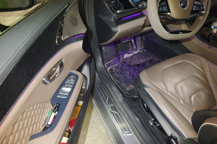 Used BYD Han 2022 DM-i 121KM Luxury Model Driver Seat