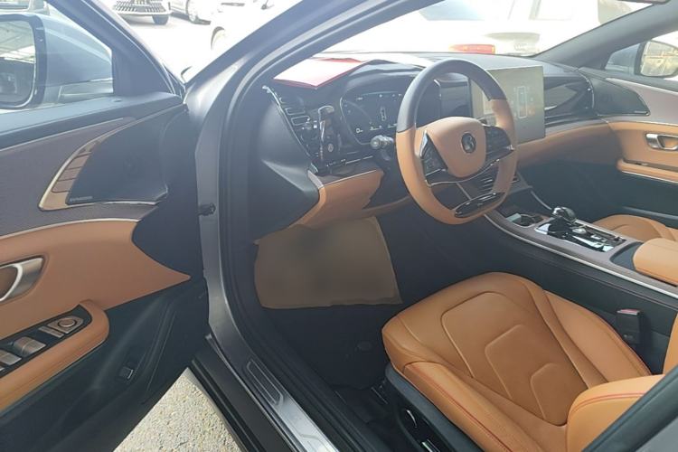 Used BYD Han 2022 DM-i 121KM Luxury Model Driver Seat