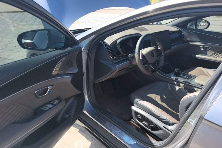Used BYD Han 2022 EV Genesis Edition 610KM All-Wheel Drive Premium Model Driver Seat