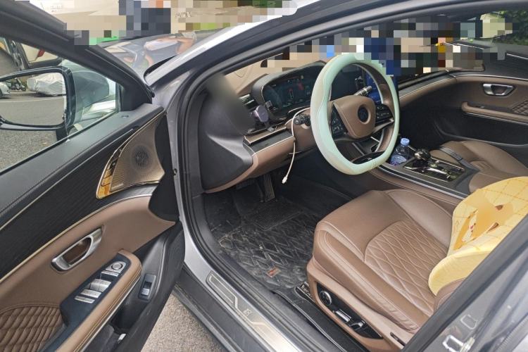 Used BYD Han 2022 DM-i 121KM Luxury Model Driver Seat