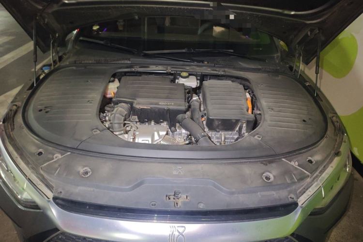 Used BYD Han 2022 DM-i 121KM Luxury Model Engine Bay