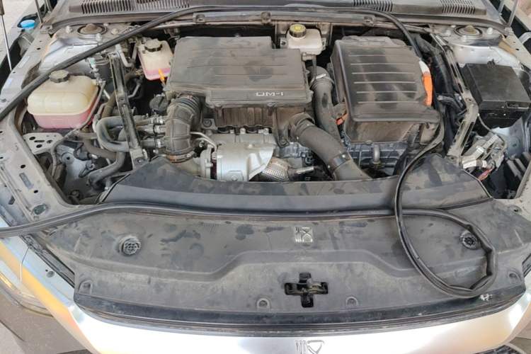 Used BYD Han 2022 DM-i 121KM Luxury Model Engine Bay