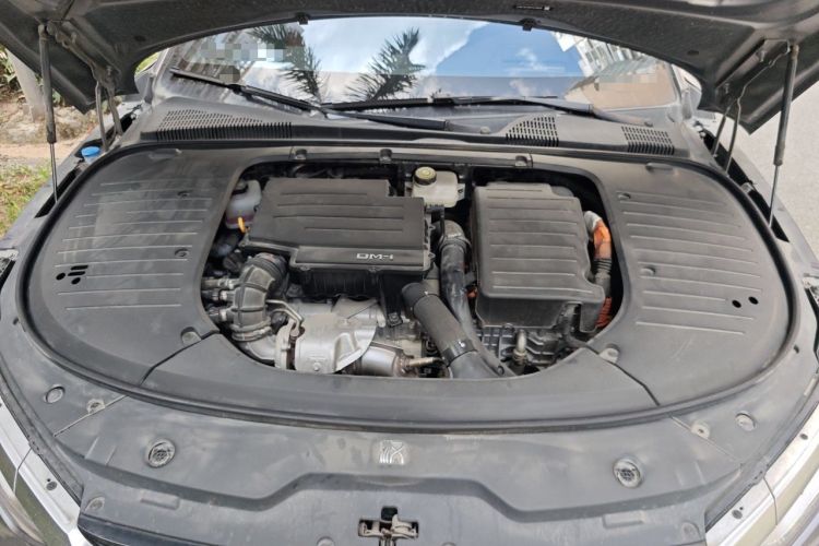 Used BYD Han 2022 DM-i 242km Flagship Model Engine Bay