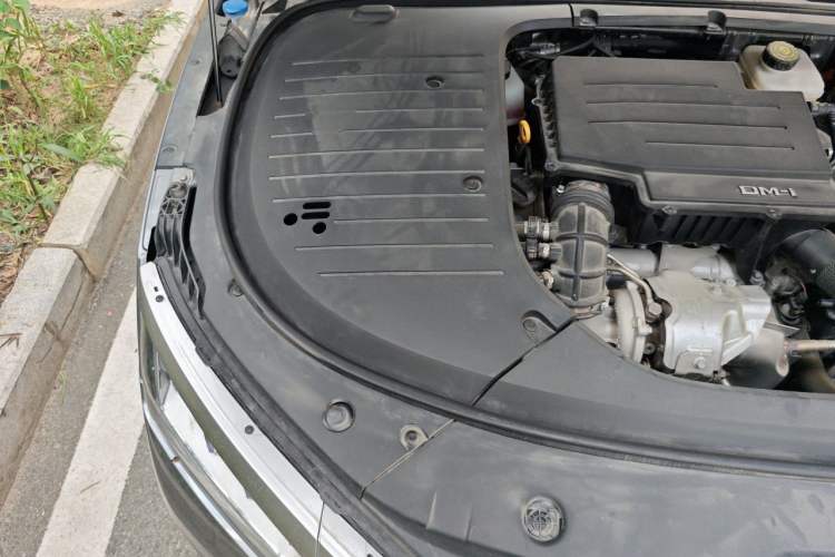 Used BYD Han 2022 DM-i 242km Flagship Model Engine Bay Right