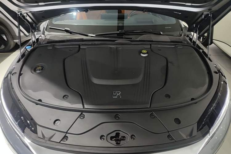 Used BYD Han 2022 EV Genesis Edition 610KM All-Wheel Drive Premium Model Engine Bay
