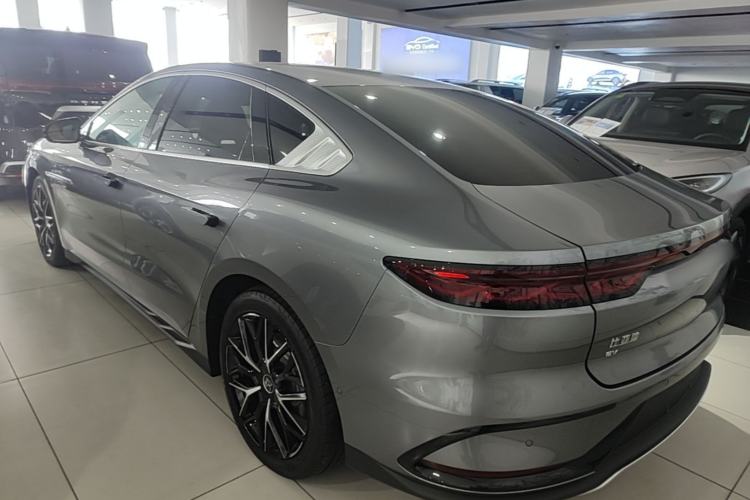 Used BYD Han 2022 EV Genesis Edition 610KM All-Wheel Drive Premium Model Exterior 2
