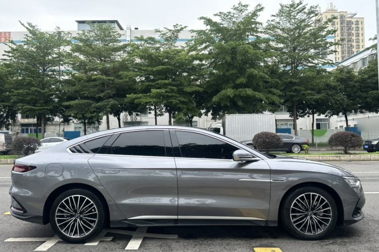 Used BYD Han 2022 DM-i 121KM Luxury Model Exterior 5