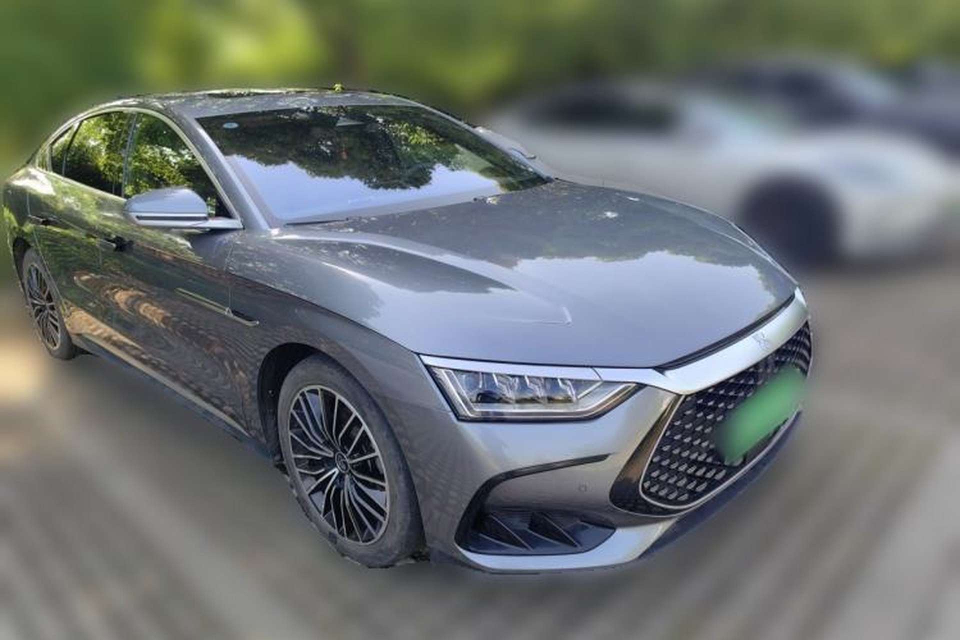 Used BYD Han 2022 DM-i 121KM Luxury Model Front Right 45 Deg