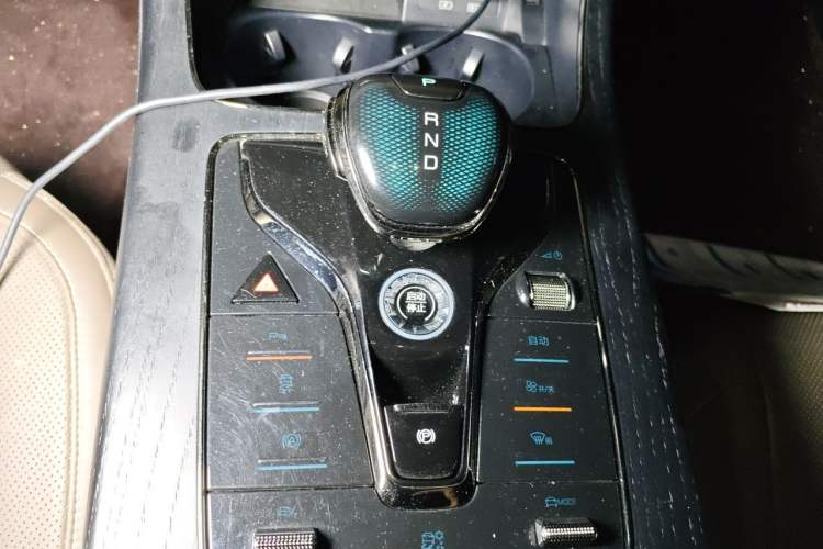 Used BYD Han 2022 DM-i 121KM Luxury Model Gear Lever