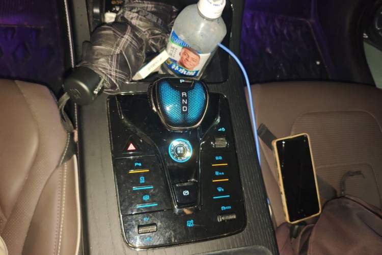 Used BYD Han 2022 DM-i 121KM Luxury Model Gear Lever