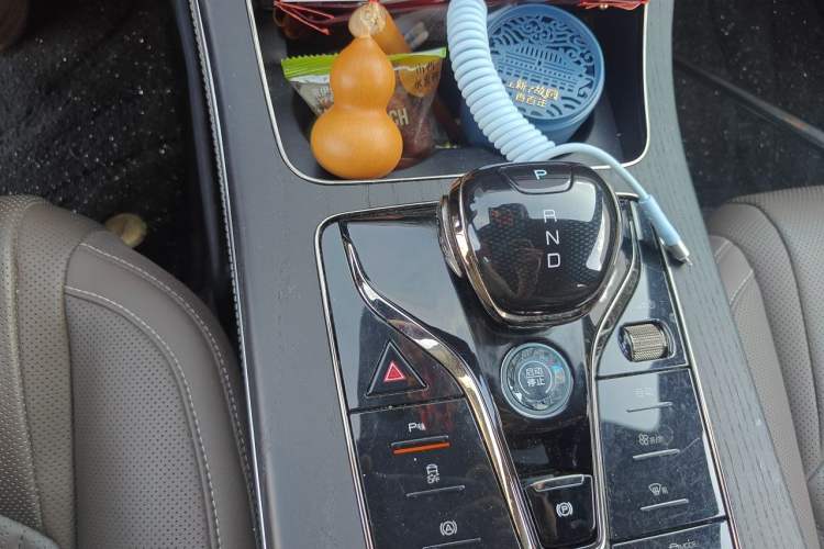 Used BYD Han 2022 DM-i 121KM Luxury Model Gear Lever