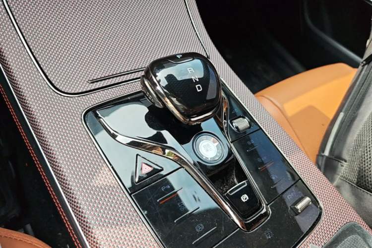 Used BYD Han 2022 DM-i 121KM Luxury Model Gear Lever