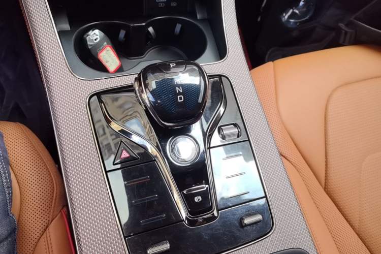 Used BYD Han 2022 DM-i 121KM Luxury Model Gear Lever