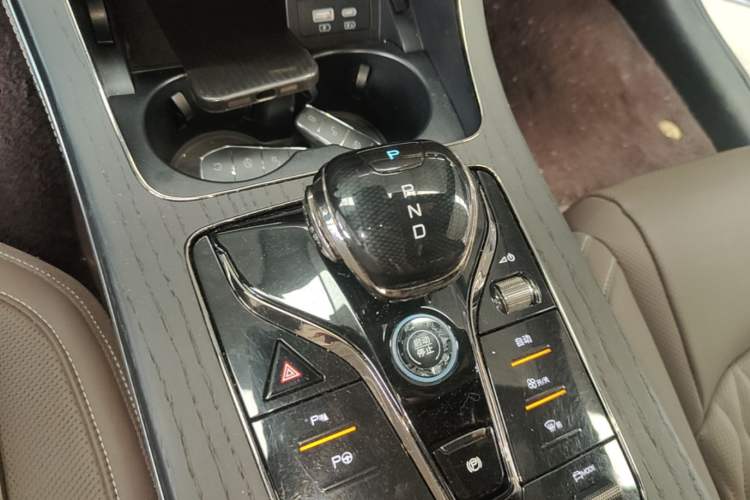 Used BYD Han 2022 EV Genesis Edition 715 km Front-Wheel-Drive Flagship Model Gear Lever
