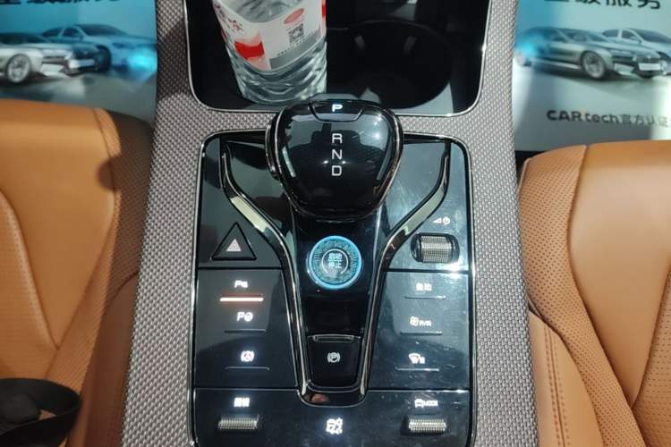 Used BYD Han 2022 EV Genesis Edition 610KM All-Wheel Drive Premium Model Gear Lever