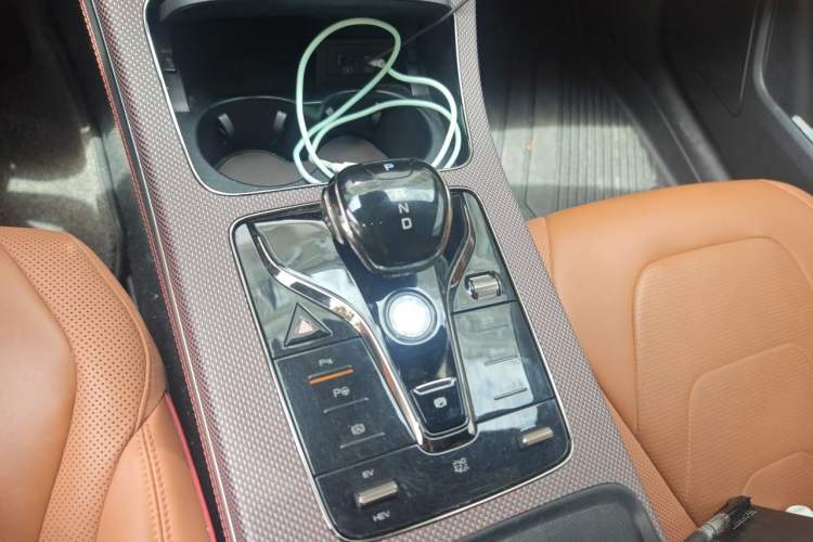 Used BYD Han 2022 DM-p 202km Four-Wheel Drive Flagship Model Gear Lever