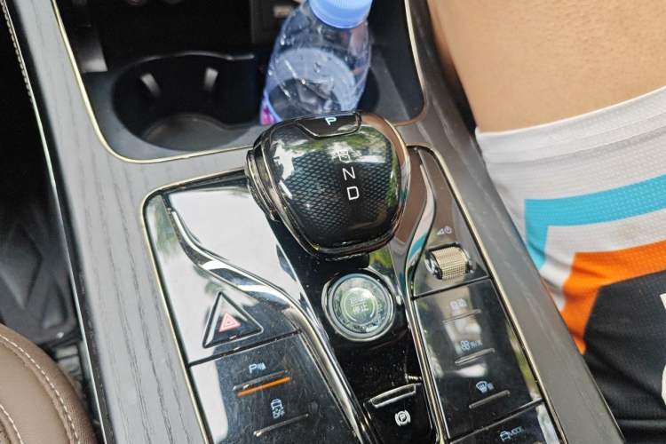 Used BYD Han 2022 DM-i 121KM Luxury Model Gear Lever
