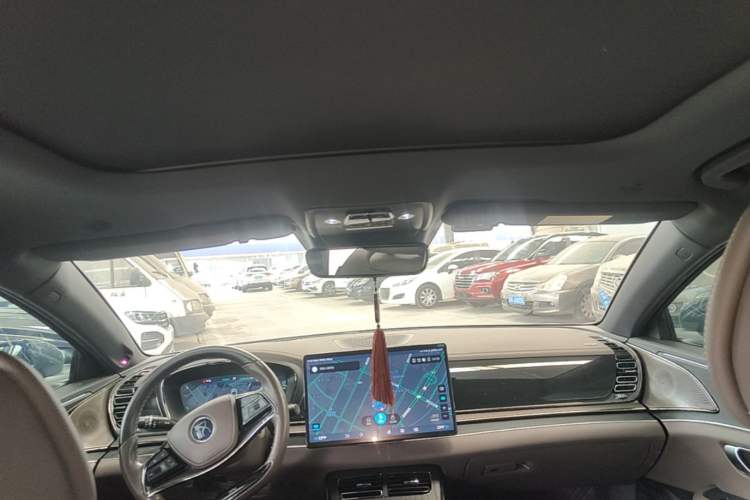 Used BYD Han 2022 EV Genesis Edition 715 km Front-Wheel-Drive Flagship Model Headliner