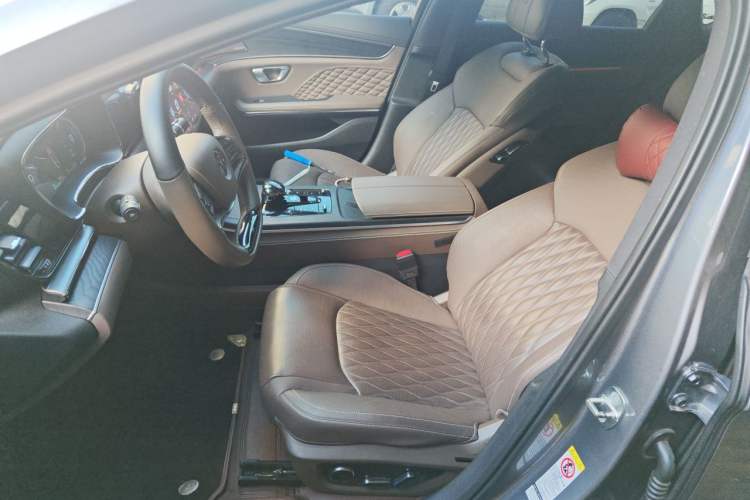 Used BYD Han 2022 DM-i 121KM Luxury Model Left Front Seat