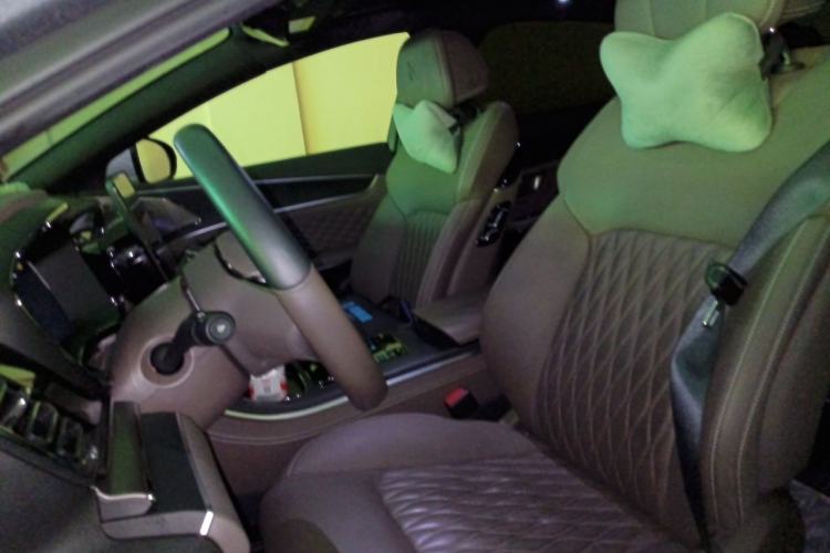 Used BYD Han 2022 EV Genesis Edition 715KM Front-Wheel-Drive Prestige Model Left Front Seat