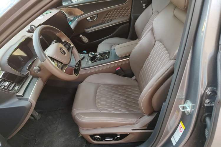 Used BYD Han 2022 DM-i 121KM Luxury Model Left Front Seat