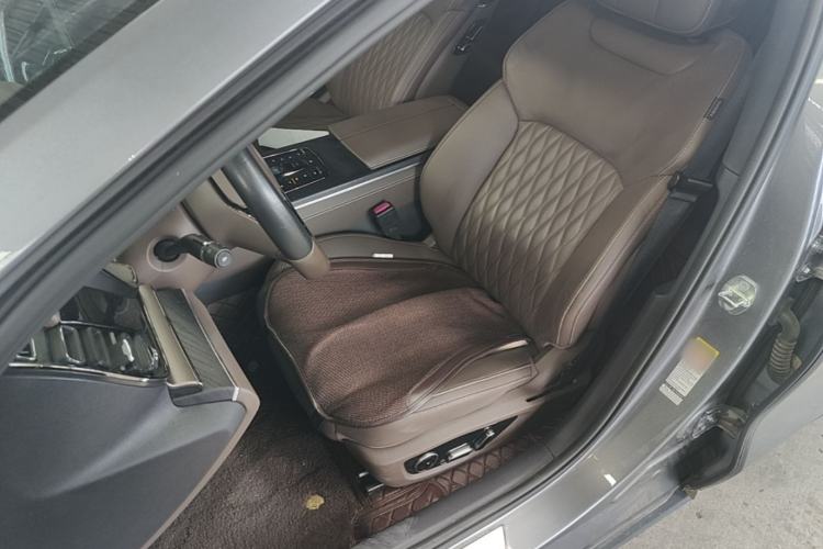 Used BYD Han 2022 EV Genesis Edition 715 km Front-Wheel-Drive Flagship Model Left Front Seat