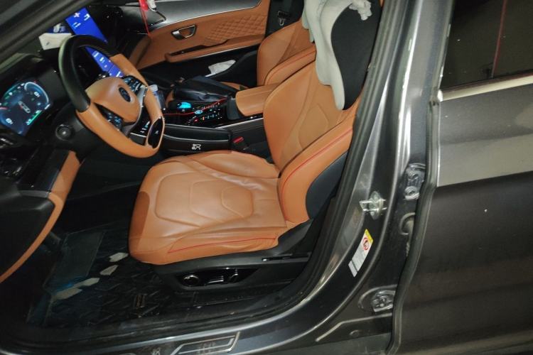 Used BYD Han 2022 EV Genesis Edition 715KM Front-Wheel-Drive Prestige Model Left Front Seat