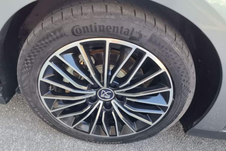Used BYD Han 2022 DM-i 121KM Luxury Model Left Front Wheel Hub