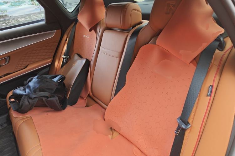 Used BYD Han 2022 DM-i 121KM Prestige Model Left Rear Seat