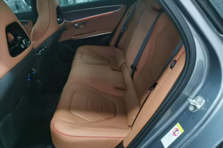 Used BYD Han 2022 DM-i 121KM Luxury Model Left Rear Seat