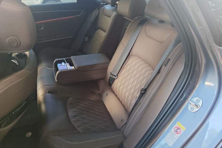 Used BYD Han 2022 DM-i 121KM Luxury Model Left Rear Seat