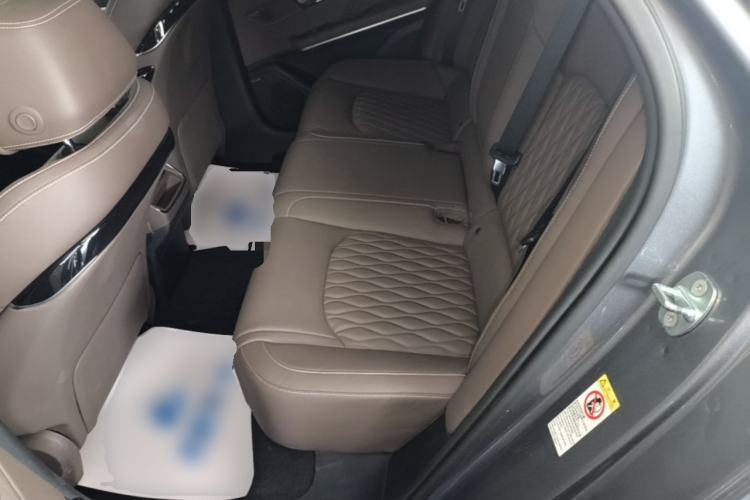 Used BYD Han 2022 DM-i 121KM Prestige Model Left Rear Seat