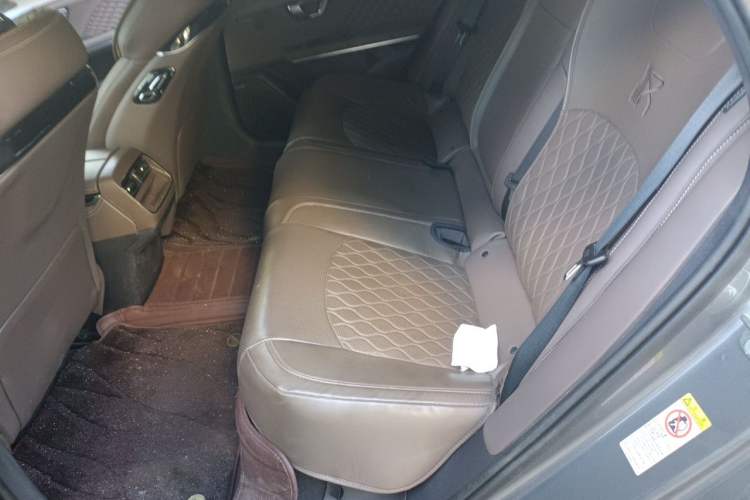 Used BYD Han 2022 DM-i 121KM Prestige Model Left Rear Seat