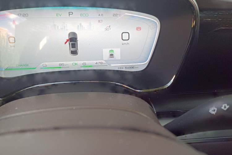 Used BYD Han 2022 DM-i 121KM Prestige Model Odometer Close Up