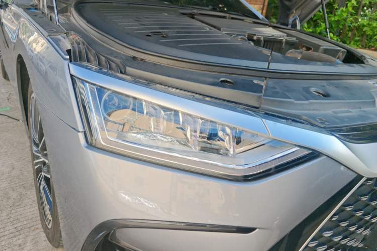 Used BYD Han 2022 DM-i 121KM Luxury Model Right Front Headlight