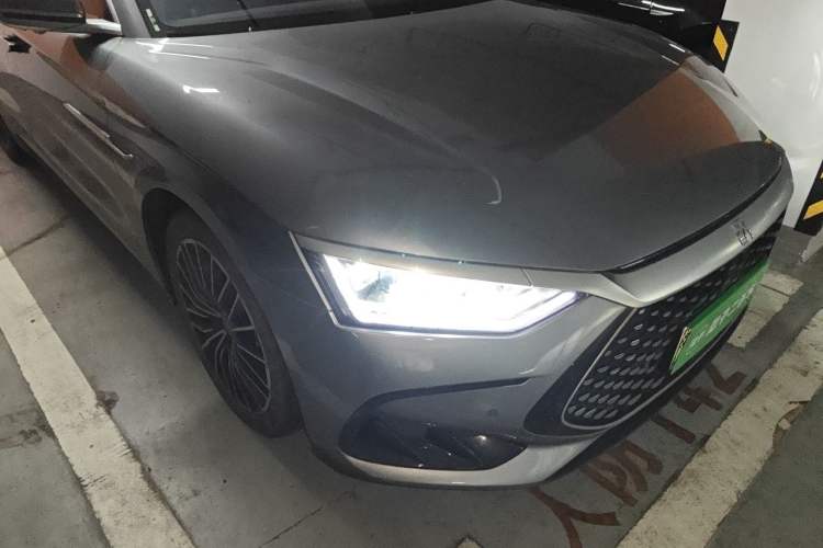 Used BYD Han 2022 DM-i 121KM Prestige Model Right Front Headlight