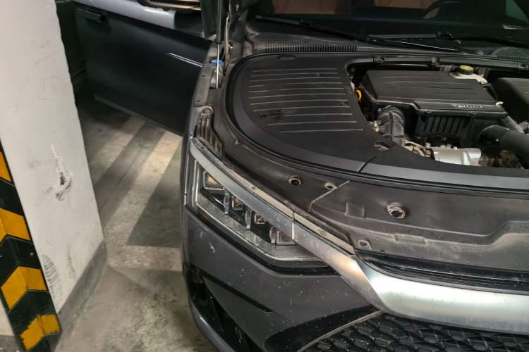 Used BYD Han 2022 DM-i 121KM Prestige Model Right Front Headlight