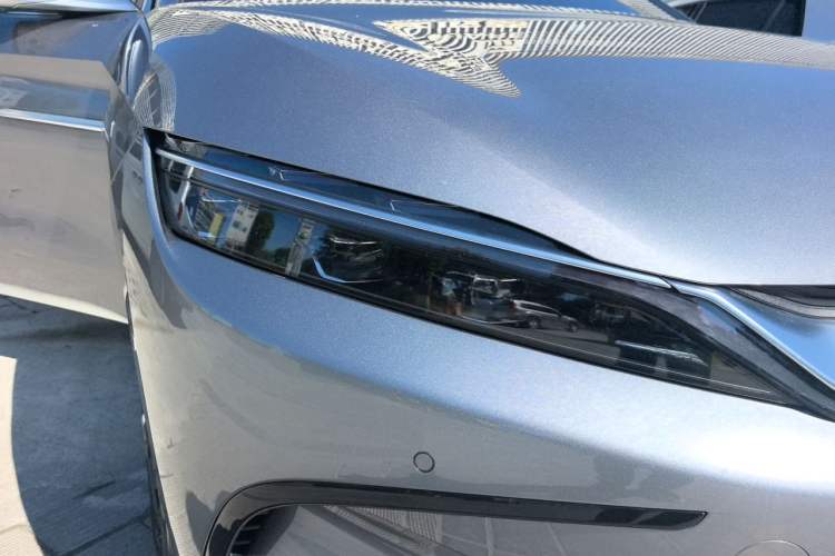 Used BYD Han 2022 EV Genesis Edition 610KM All-Wheel Drive Premium Model Right Front Headlight