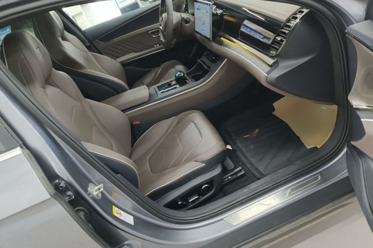 Used BYD Han 2022 EV Genesis Edition 610KM All-Wheel Drive Premium Model Right Front Seat