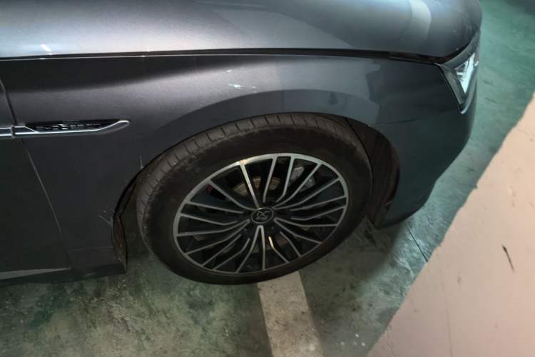 Used BYD Han 2022 DM-i 121KM Prestige Model Right Front Wheel Hub
