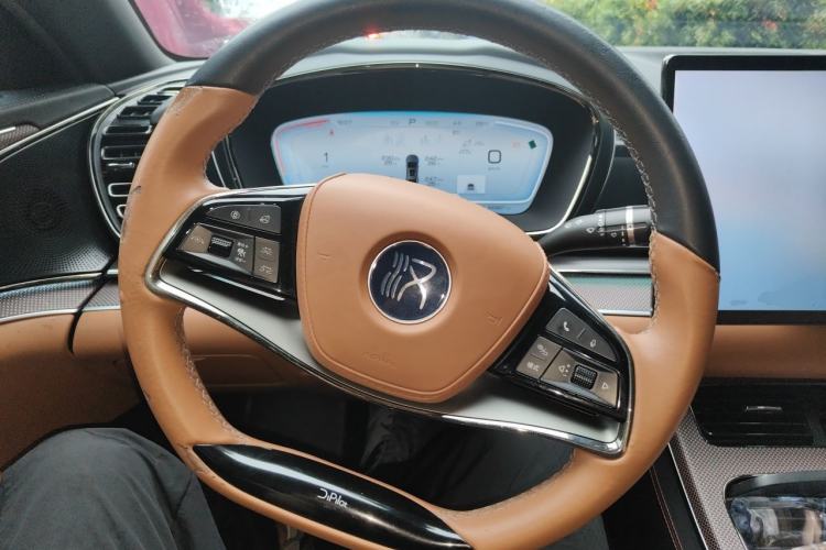 Used BYD Han 2022 DM-i 121KM Luxury Model Steering Wheel