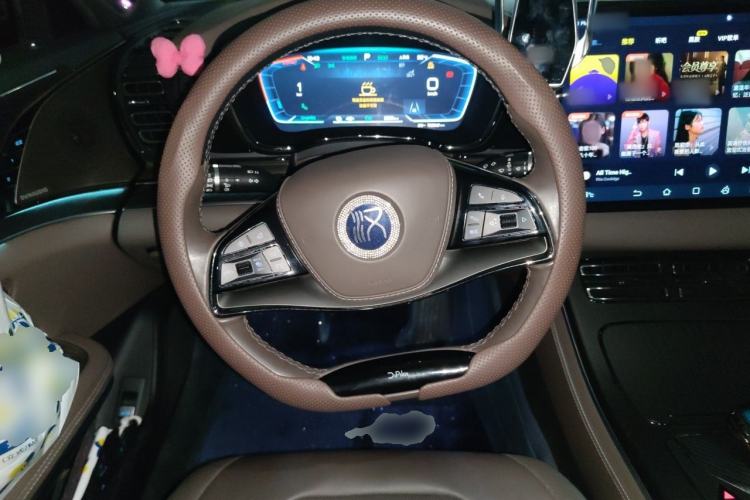Used BYD Han 2022 EV Genesis Edition 610KM All-Wheel Drive Premium Model Steering Wheel