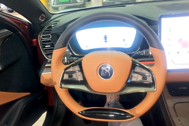 Used BYD Han 2022 EV Genesis Edition 610KM All-Wheel Drive Premium Model Steering Wheel