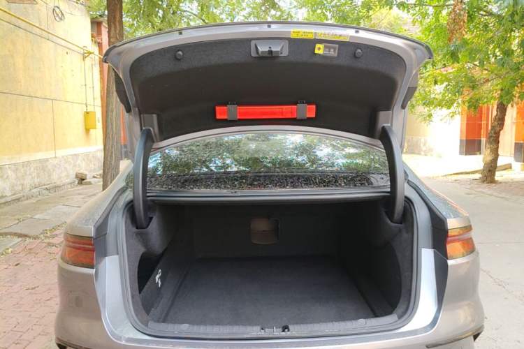 Used BYD Han 2022 DM-i 121KM Luxury Model Trunk