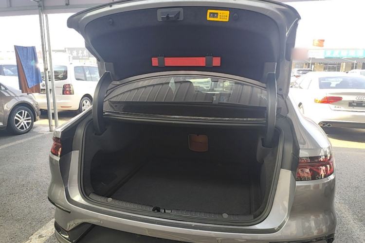 Used BYD Han 2022 DM-i 121KM Luxury Model Trunk