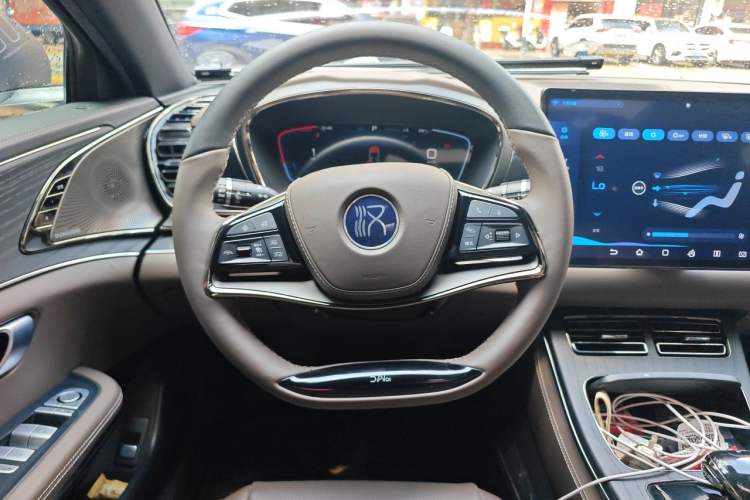 Used BYD Han 2022 DM-i 121KM Luxury Model Steering Wheel