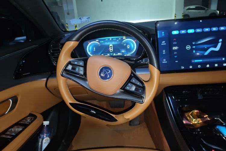Used BYD Han 2022 DM-i 121KM Prestige Model Steering Wheel