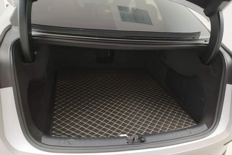 Used BYD Han 2022 EV Genesis Edition 610KM All-Wheel Drive Premium Model Trunk