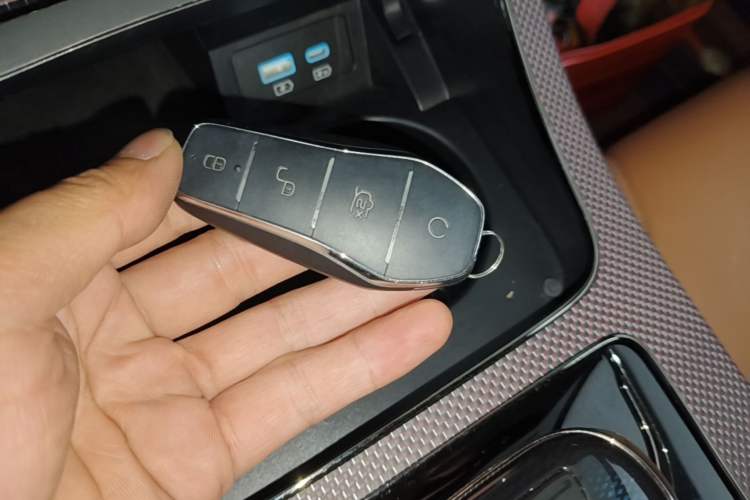 Used BYD Han 2022 EV Genesis Edition 610KM All-Wheel Drive Premium Model Vehicle Key